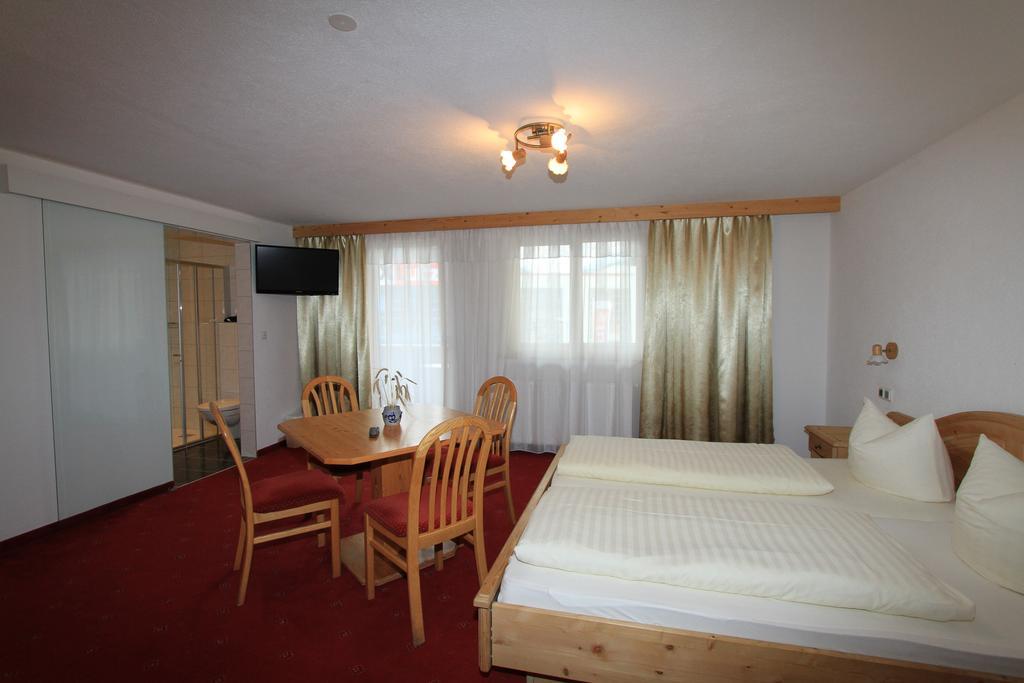 Hotel Restaurant Thurner Zams Room photo